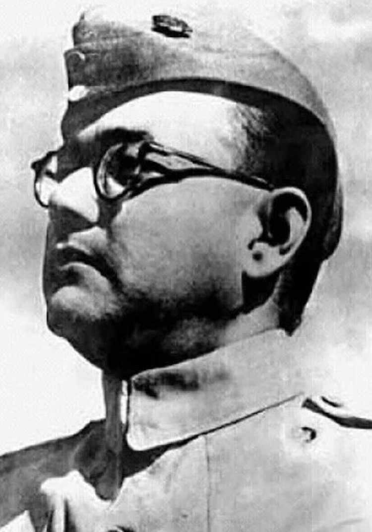 पराक्रम दिवस पर Subhash Chandra Bose को अर्पित की पुष्पांजलि