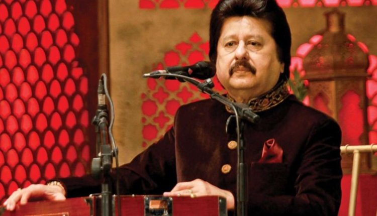 हिंदुस्तान की मखमली आवाज के नांम से प्रसिद्ध हुए Pankaj Udhas के बारे में आप कितना जानते है?